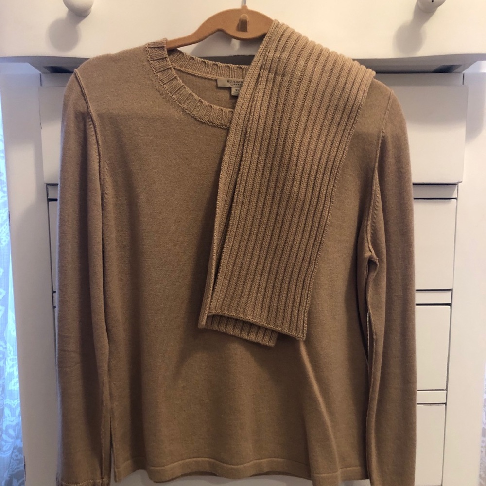 100% Authentic Burberry Sweater and Matching Scarf